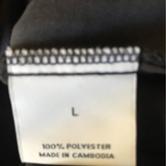 2 for $26 NWT VAN WINKLE & CO Solid Soft Satin Top - Size Large - Picture 7 of 10